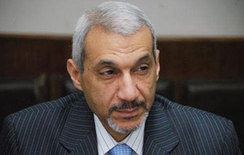 حسن أبو طالب